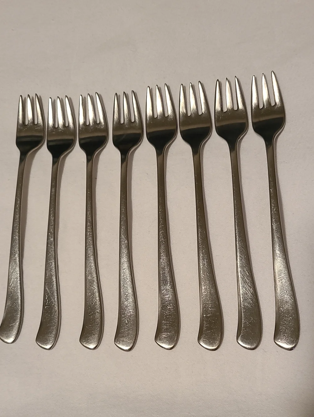 Wallace Stsinless 3 Tine Cocktail Or Seafood Forks, Set Of 8